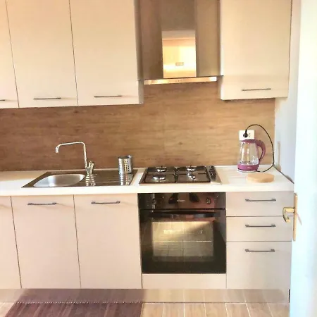 Nettuno Apartmán *